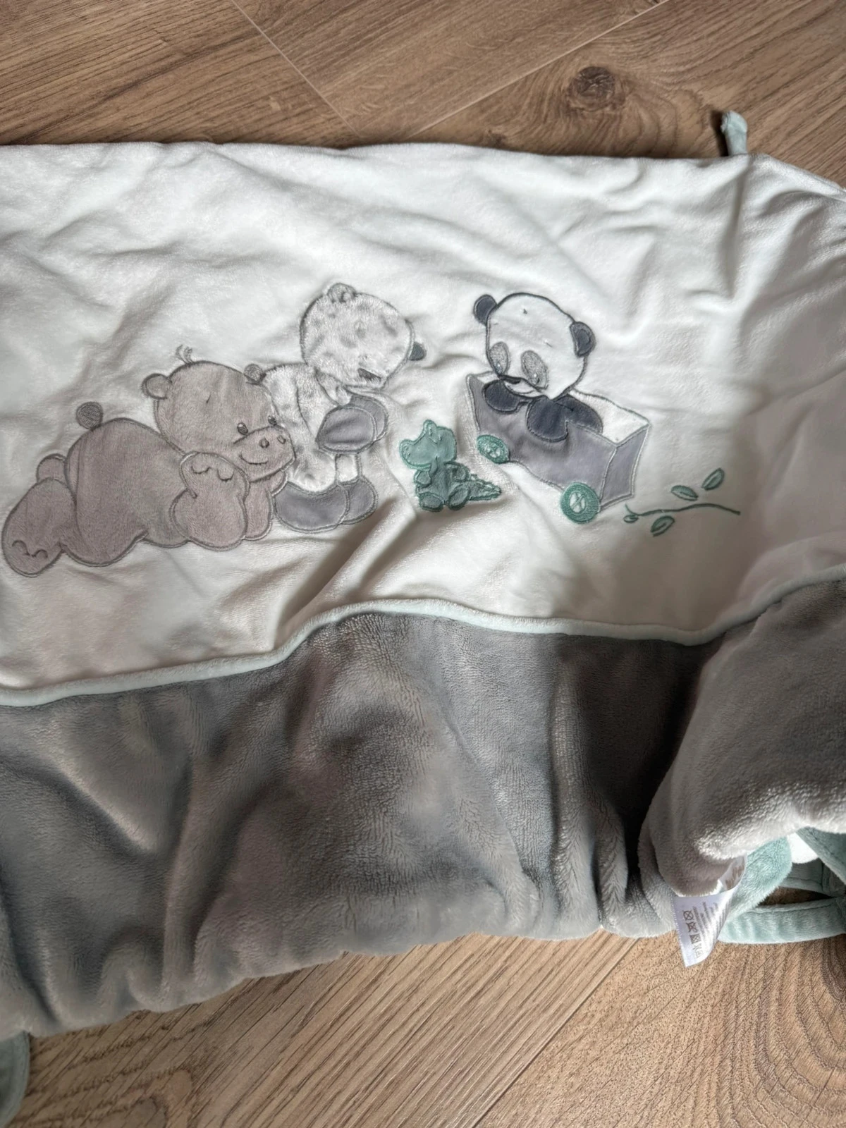 Contorno de cama – photo 2
